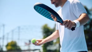 Cómo hacer un globo en pádel técnica, errores y consejos